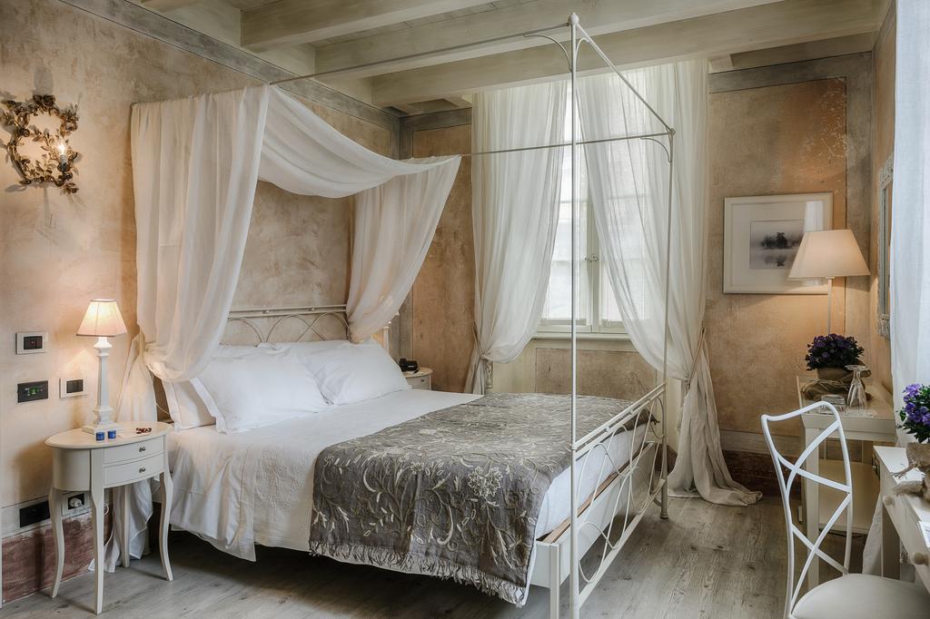 Relais Villa Vittoria ラーリオ エクステリア 写真