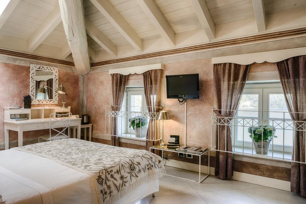 Relais Villa Vittoria ラーリオ エクステリア 写真
