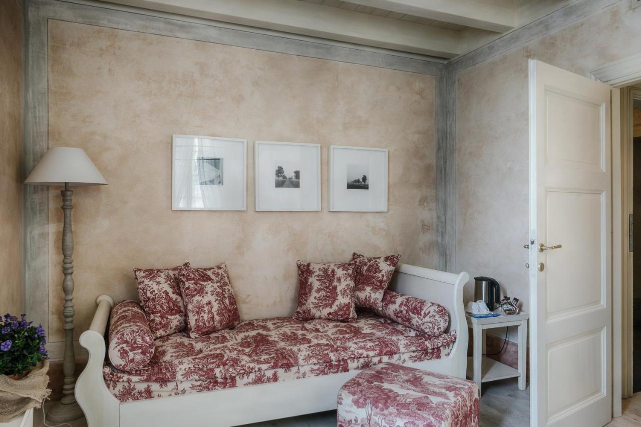 Relais Villa Vittoria ラーリオ エクステリア 写真