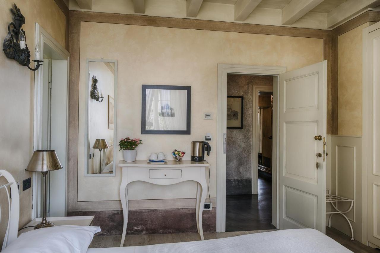 Relais Villa Vittoria ラーリオ エクステリア 写真